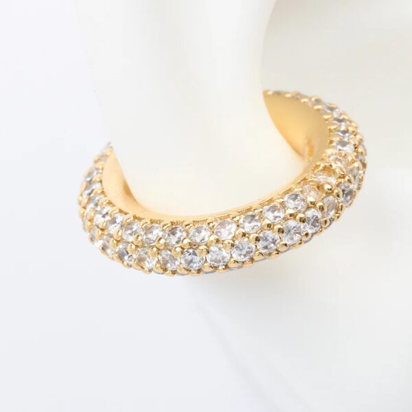 Earcuff piedras brillantes